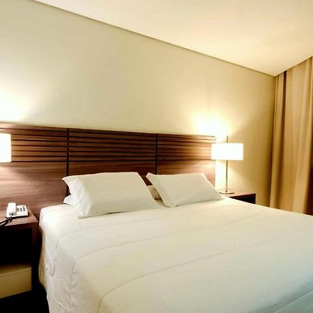 Umbu Hotel Porto Alegre - Centro Historico - Prox Aeroporto 15Min Екстериор снимка