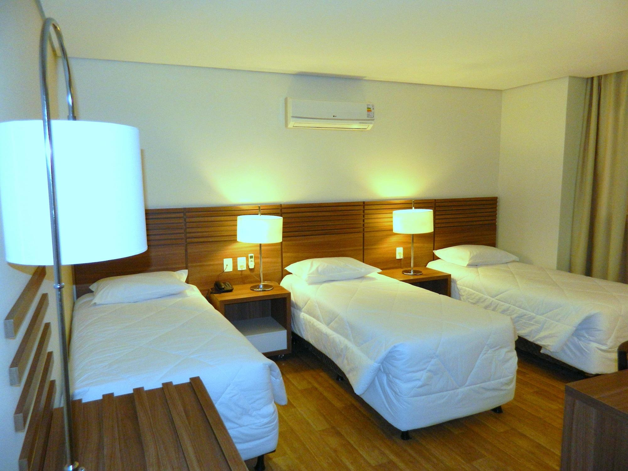Umbu Hotel Porto Alegre - Centro Historico - Prox Aeroporto 15Min Екстериор снимка