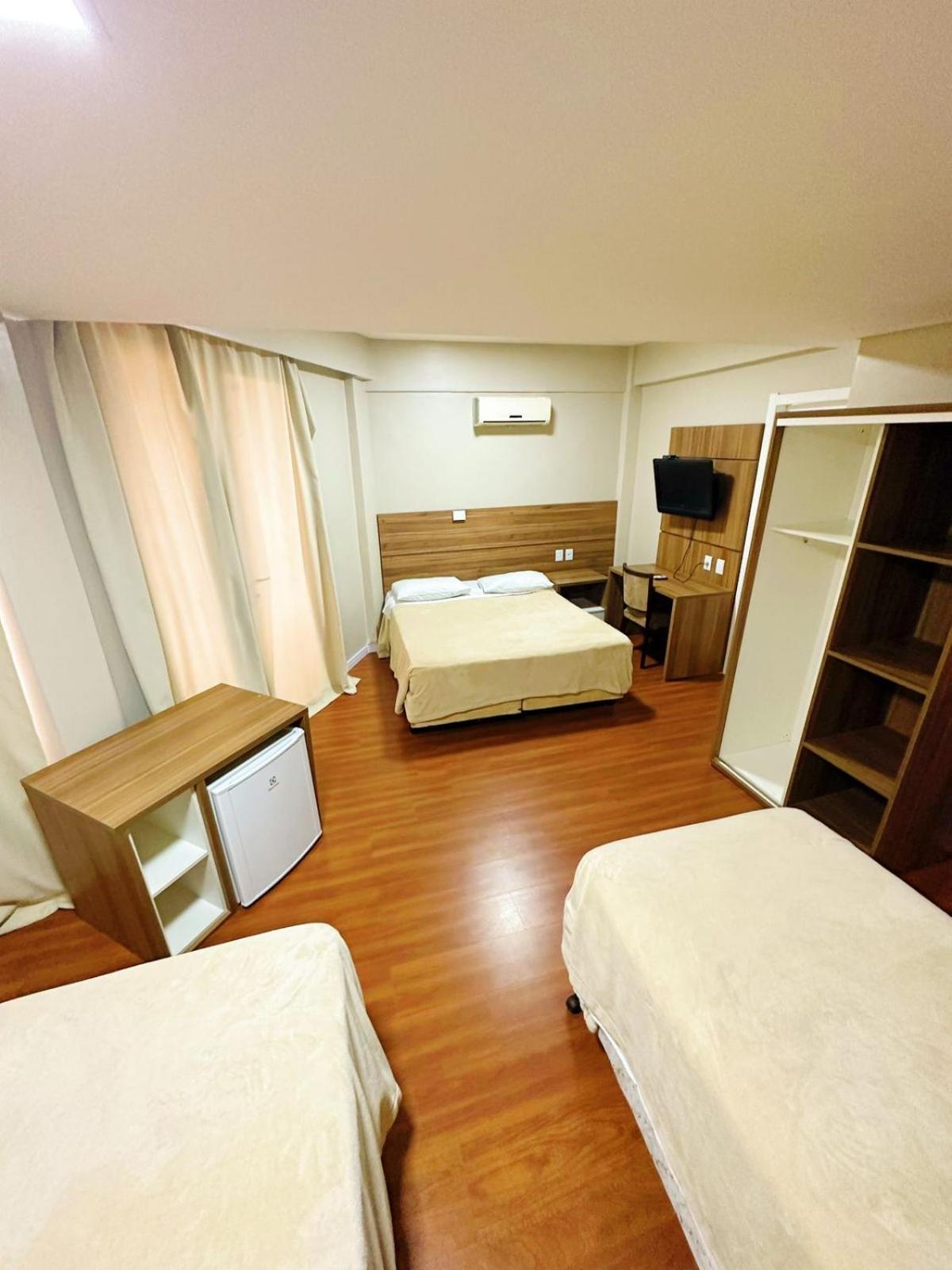 Umbu Hotel Porto Alegre - Centro Historico - Prox Aeroporto 15Min Стая снимка