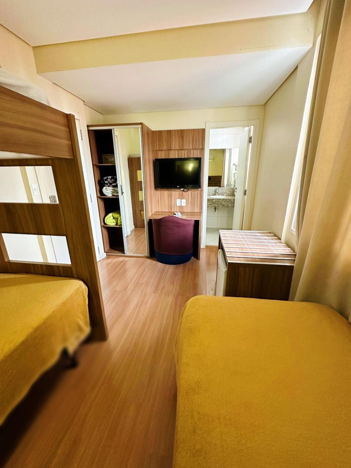 Umbu Hotel Porto Alegre - Centro Historico - Prox Aeroporto 15Min Стая снимка