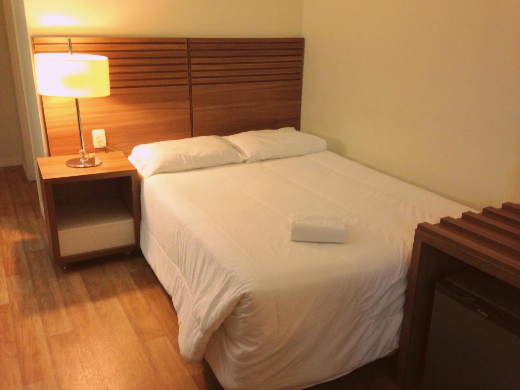 Umbu Hotel Porto Alegre - Centro Historico - Prox Aeroporto 15Min Екстериор снимка